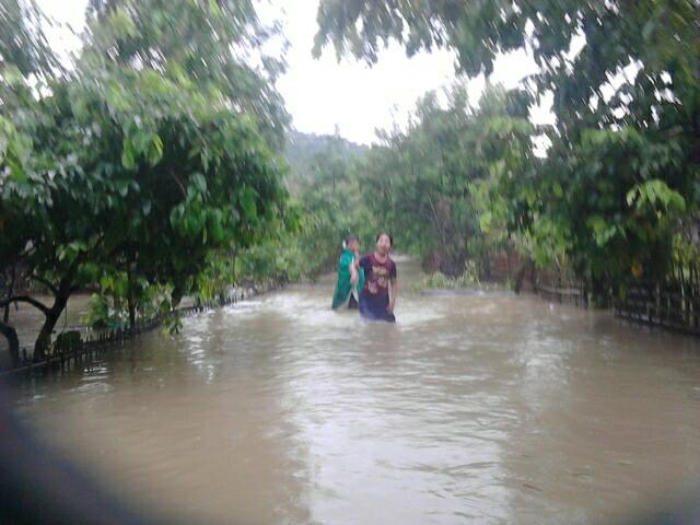 ေျမာက္ဦးတြင္ ေရထပ္ႀကီး၊ ေက်းရြာမ်ား ေဘးလြတ္ရာေရႊ႕ေျပာင္း