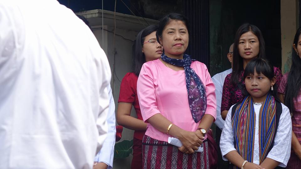 ေဒါက္တာ ညိဳညိဳသင္း ေရြးေကာက္ပြဲေအာင္ႏုိင္ေရး ႐ုံးခန္းဖြင့္ (ဓာတ္ပုံ)