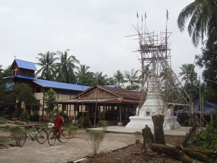ခရစ္ယာန္ဘုရားေက်ာင္း၀င္းအတြင္း ေစတီတည္တဲ့ေပၚ ဆရာေတာ္ ဦးစႏၵ၀ရနဲ႔ ေမးျမန္းခ်က္