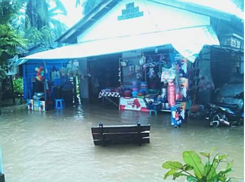 မုိးသည္းထန္မႈေၾကာင့္ ၿမိတ္ၿမိဳ႕ေရႀကီး