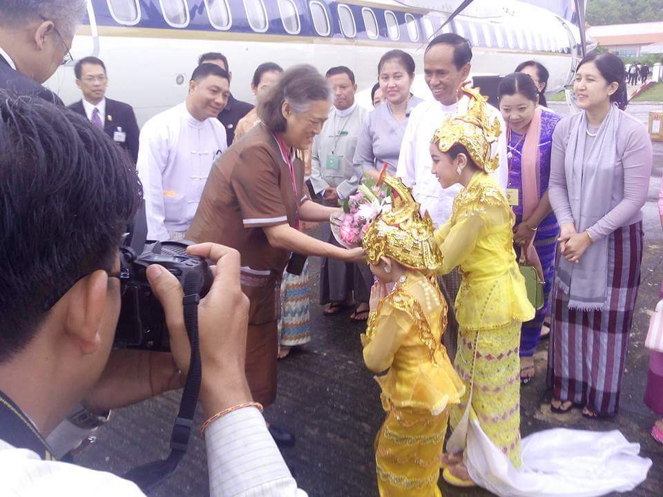 ထုိင္းဘုရင့္သမီးေတာ္ ထား၀ယ္ေရာက္ရွိ