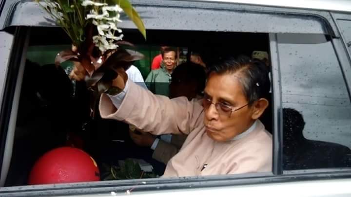 ဦးတင္ဦး ပုေလာၿမိဳ႕ မဲဆြယ္စည္း႐ုံးေရး ခရီးစဥ္ (ဓာတ္ပုံ)