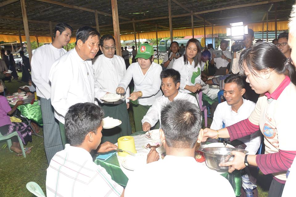 ဦးေဌးဦး သစၥာဓိ႒ာန္စတုဒီသာ ထူးျခားေသာ အာဟာရ အလွဴေတာ္ ျပဳလုပ္