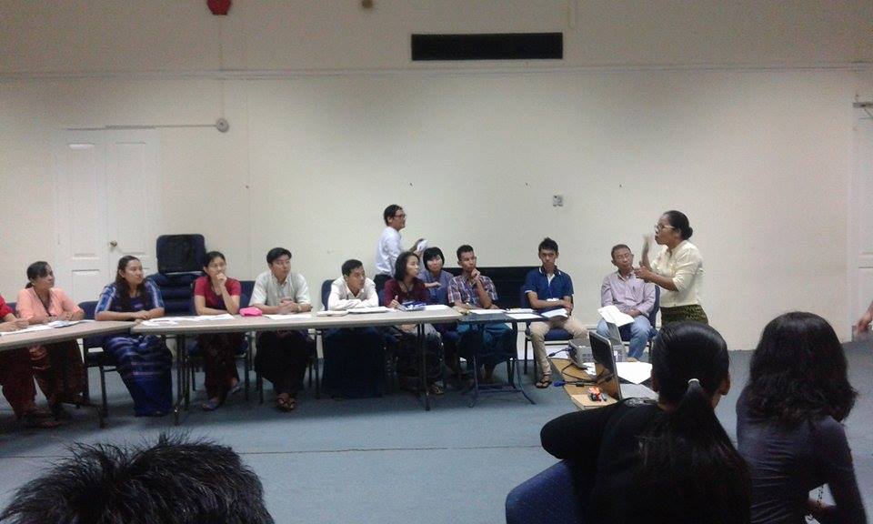 အၾကားအာ႐ုံ မသန္စြမ္းသူမ်ားအတြက္ ေရြးေကာက္ပြဲဆိုင္ရာ အသိပညာေပးသင္တန္း (သတင္းဓာတ္ပံု)