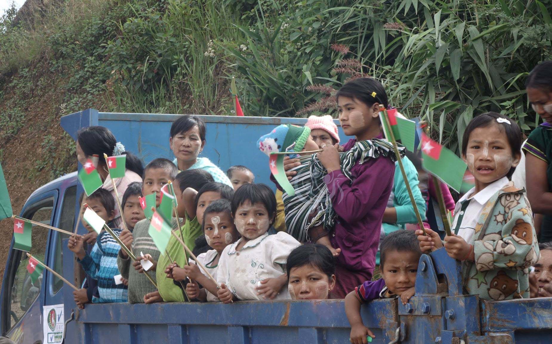 မင္းတပ္ၿမိဳ႕နယ္ ၾကံ့ခိုင္ေရး ေရြးေကာက္ပဲြေအာင္ႏိုင္ေရး မဲဆြယ္စည္း႐ုံး (ဓာတ္ပံု)