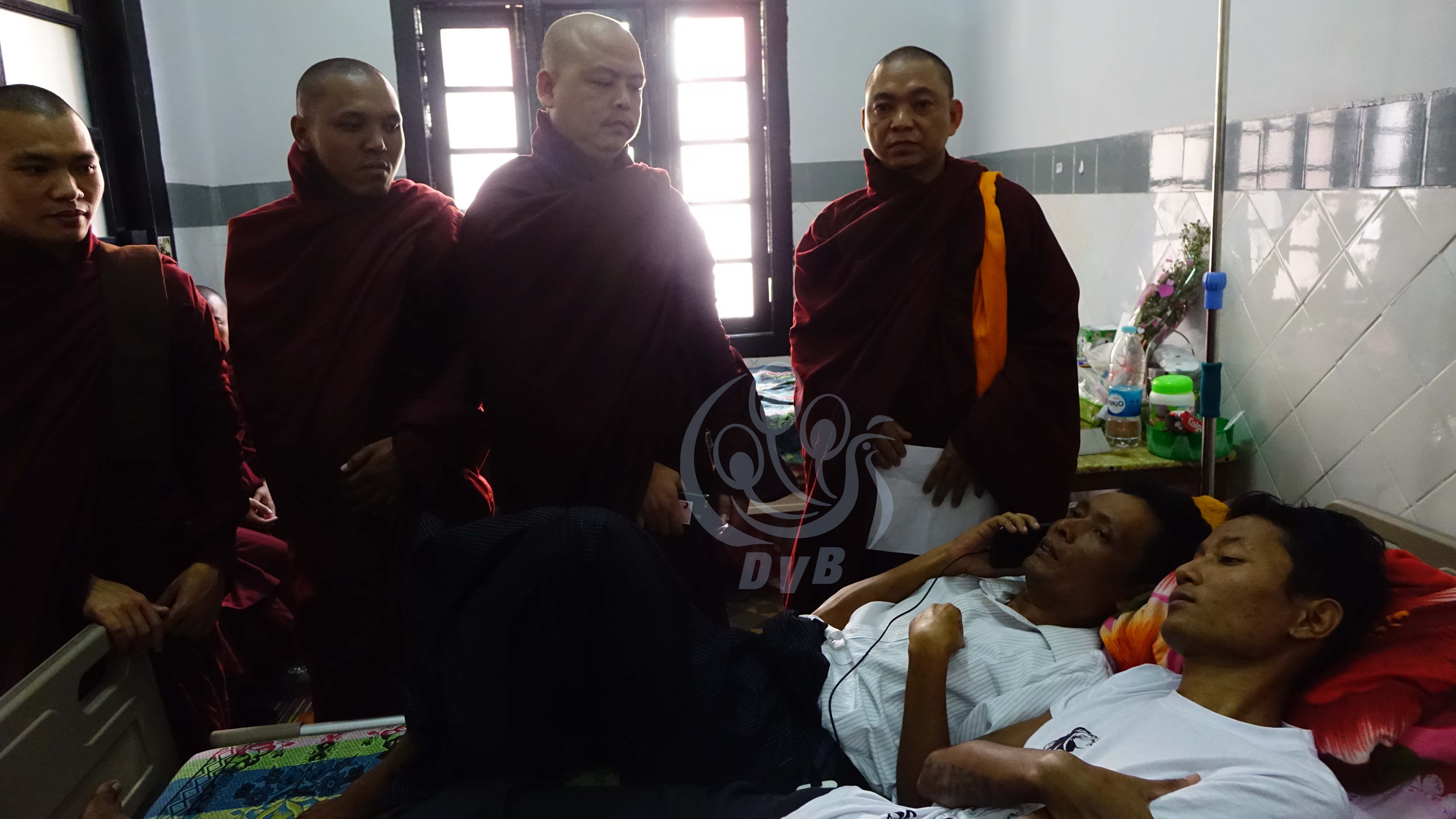 ေက်ာင္းသားမ်ား အစာငတ္ခံဆႏၵျပမႈ ေခတၱရပ္နားမည္