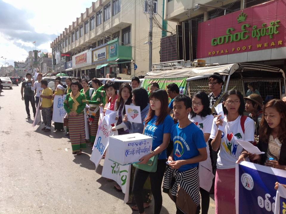 စစ္ပြဲရပ္ေပးရန္ ရွမ္းေတးသံရွင္မ်ား နယ္လွည့္သီဆို ေတာင္းဆို