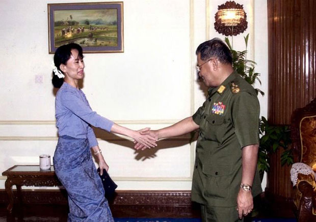 ဗိုလ္ခ်ဳပ္မႉးႀကီးေဟာင္းႏွင့္ ေတြ႔ဆုံခဲ့မႈ ႀကီးမားသည့္အက်ဳိးရရွိဟု ေဒၚစု ေျပာ
