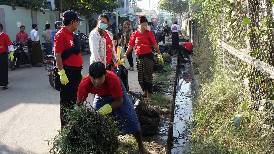 ပ်ဥ္းမနားၿမိဳ႕ အမိႈက္ေကာက္လႈပ္ရွားမႈ ျမင္ကြင္းမ်ား