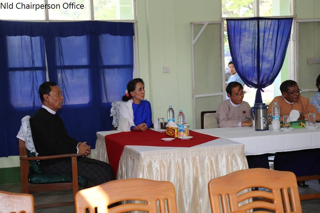 အစုိးရသစ္လက္ထက္ ျဖဳတ္ထုတ္သတ္ မူ၀ါဒ မရွိဟု ေဒၚစုေျပာ