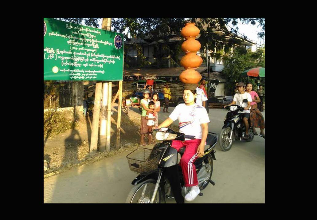 ေရအိုးရြက္ဆိုင္ကယ္စီးစြမ္းရည္ျပခဲ့သည့္ မမိစုႏုိင္ကို ရခုိင္ျပည္နယ္အစိုးရ ဆုခ်ီးျမႇင့္