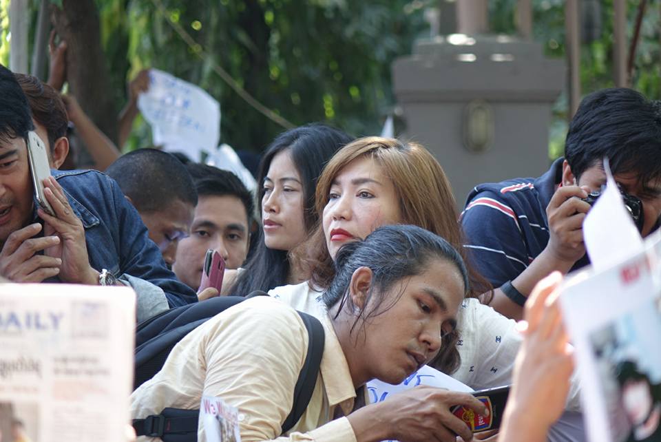 က်မတို႔ ကေလး ၂ ေယာက္ကုိ ကယ္ေပးပါ - ေမခလာ