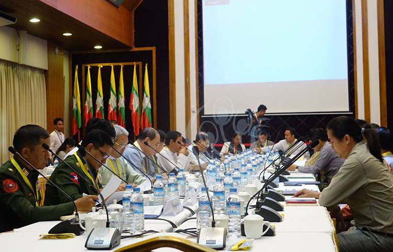 ျပည္ေထာင္စုၿငိမ္းခ်မ္းေရးညီလာခံက်င္းပရန္ အတြင္းေရးမႉးအဖြဲ႔ေဆြးေႏြး