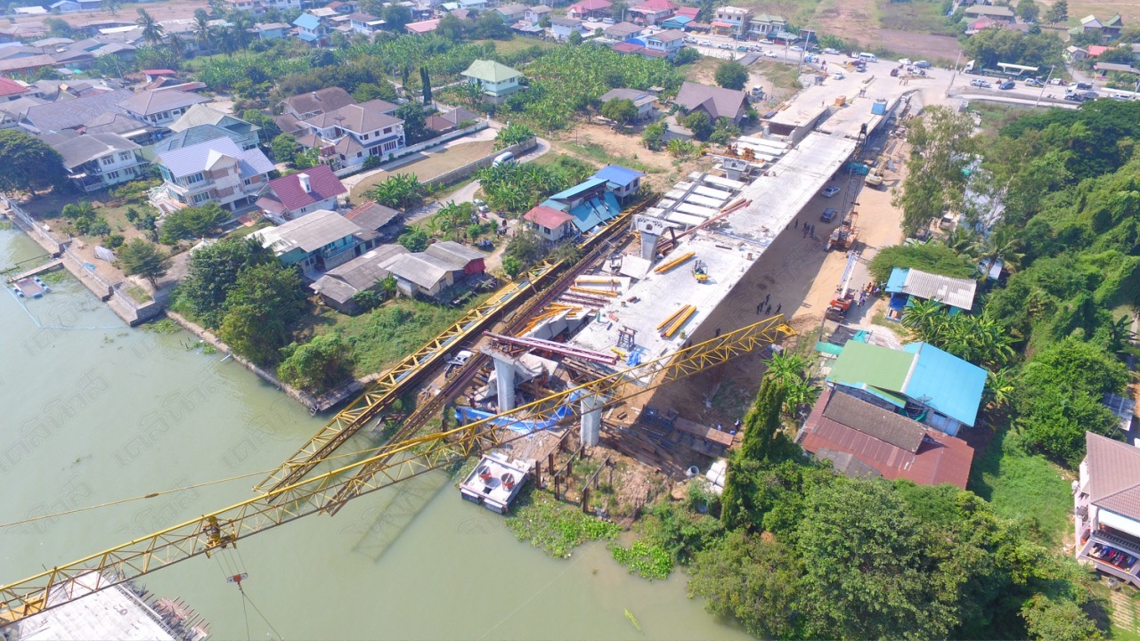 အယုဒၶယၿမိဳ႕တြင္ ေဆာက္လက္စတံတားၿပိဳက်၊ ျမန္မာအလုပ္သမားမ်ား အပါအ၀င္ ၁၂ ဦး ဒဏ္ရာရ