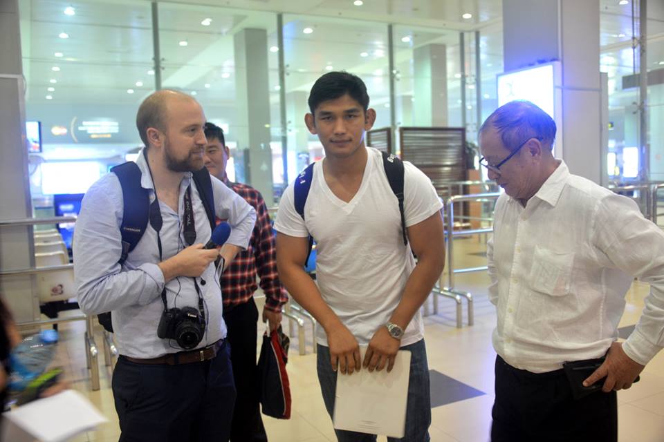 ျမန္မာစပါးႀကီးေႁမြ ေအာင္လအင္ဆန္း ရန္ကုန္ေရာက္ရွိ