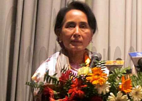 ျပည္ေထာင္စုႀကီးမွာ ေကာက္သစ္ေပၚစျပဳေနၿပီ - ေဒၚေအာင္ဆန္းစုၾကည္
