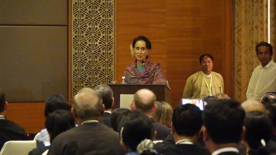 တရားဥပေဒစိုးမိုးေရးအတြက္ အရည္အခ်င္းရွိ ဥပေဒပညာရွင္မ်ား လုိအပ္ေန (သတင္းဓာတ္ပုံ)