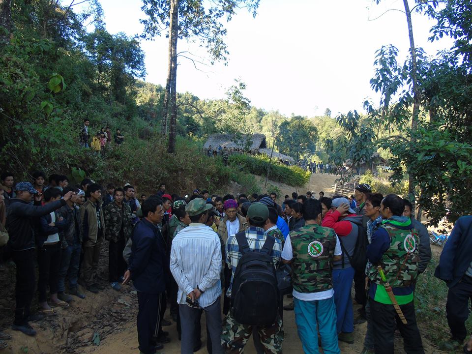 ကခ်င္မူးယစ္ေဆး၀ါးတိုက္ဖ်က္ေရးအဖြဲ႔ လံုျခံဳေရးအျပည့္ျဖင့္ ဘိန္းခင္းမ်ား စတင္ဖ်က္ဆီး