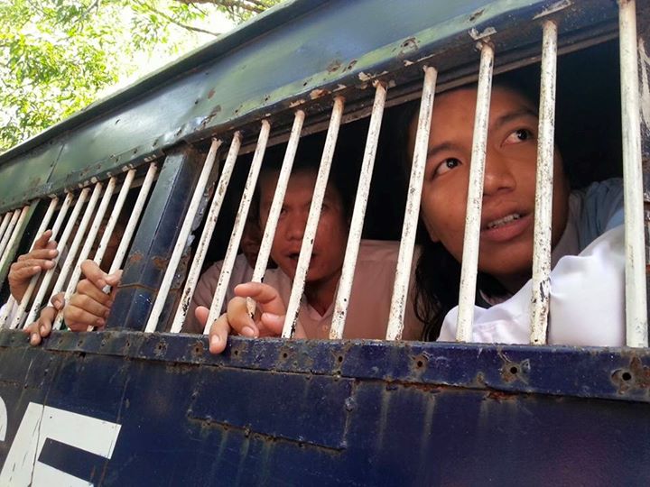 အစိုးရသစ္လက္ထက္တြင္ ဖမ္းဆီးခံေက်ာင္းသားမ်ား လြတ္ေျမာက္ရန္ ေမွ်ာ္လင့္ေနၾက