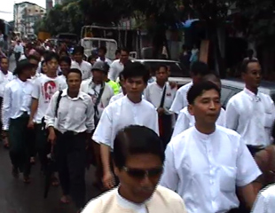 ၈၈ မ်ိုး​ဆက္​ေက်ာင္း​သား​မ်ား​အမႈ အစိုး​ရသစ္ကို တင္ျပမည္