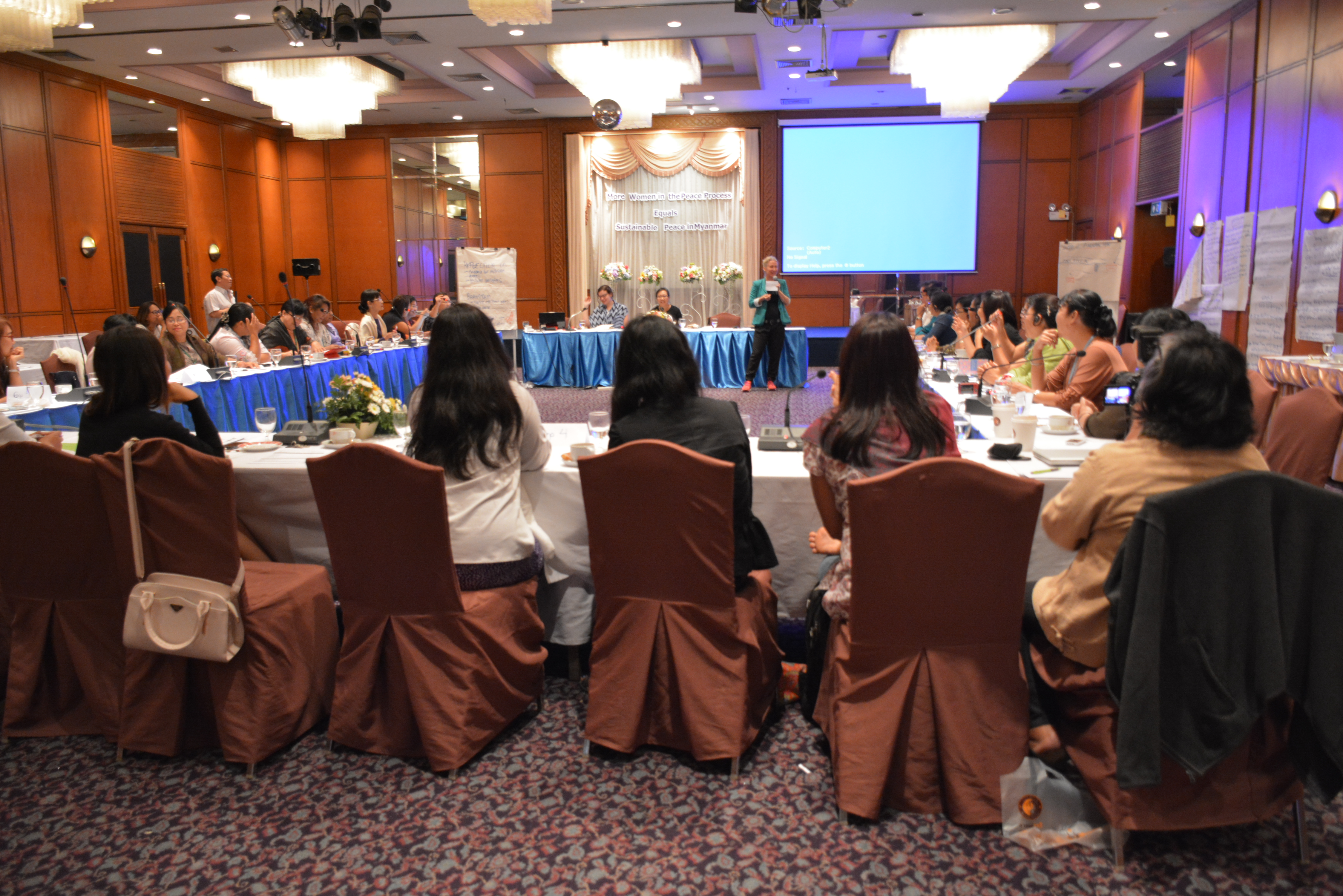 ၿငိမ္းခ်မ္းေရးျဖစ္စဥ္တြင္အမ်ဳိးသမီး ၃၀ ရာခုိင္ႏႈန္း လက္ေတြ႔ပါ၀င္ခြင့္ေပးရန္ ေတာင္းဆုိ