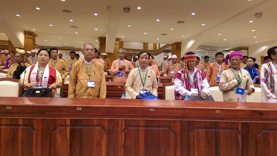 ျပည္ေထာင္စုအစိုးရ၀န္ႀကီး ၅ ပုံ ၃ ပုံေက်ာ္ကို ပါတီျပင္ပမွ ခန္႔မည္ဟု  အန္အယ္လ္ဒီေျပာ