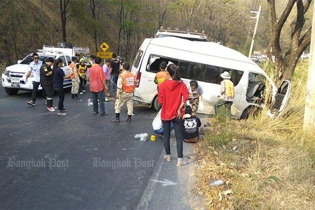 ထုိင္းတြင္ ဗဲန္ကားႏွင့္ ထရပ္ကားတိုက္၊ ျမန္မာအလုပ္သမား ၂ ဦးေသဆံုး