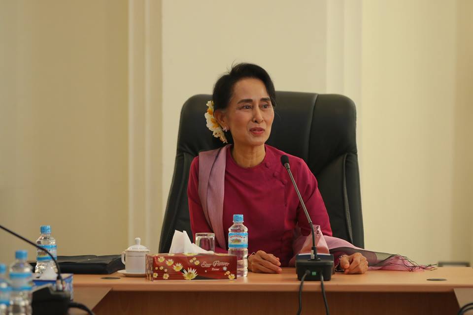 လႊတ္ေတာ္ဖြ႔ံၿဖဳိးေရး ညိႇႏႈိင္းမႈအဖြဲ႔ကို ေဒၚေအာင္ဆန္းစုၾကည္ ဦးေဆာင္