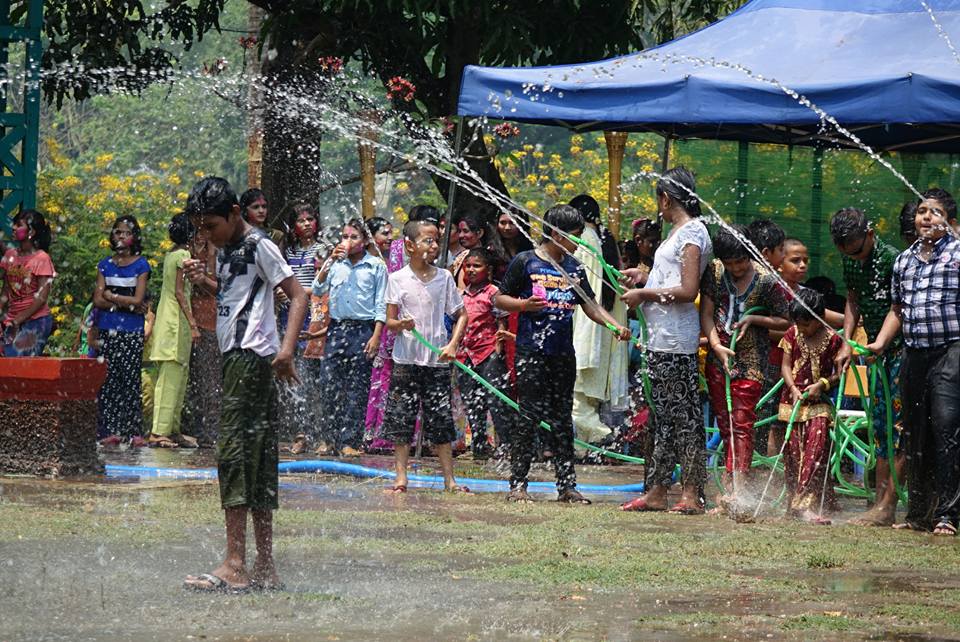 ဟိႏၵဴ႐ုိးရာသႀကၤန္ပြဲေတာ္ကို ကန္ေတာ္ႀကီးဥယ်ာဥ္တြင္ က်င္းပ (ဓာတ္ပံု)