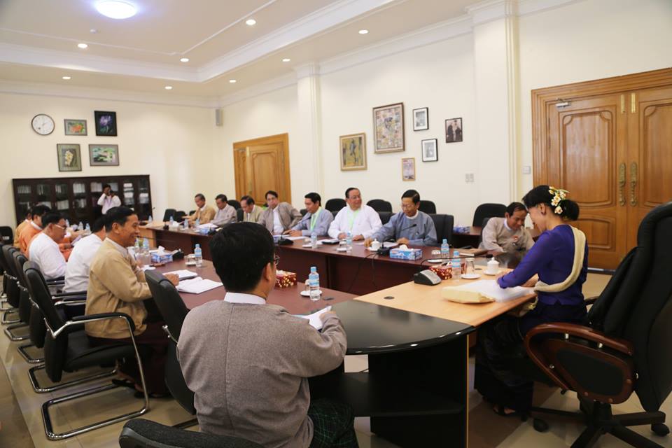 ၀န္ႀကီးမ်ား အဂတိကင္းစင္ေရး ေဒၚေအာင္ဆန္းစုၾကည္ မွာၾကား