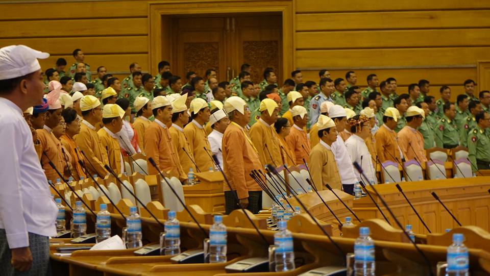 ျပည္နယ္တုိင္း ၀န္ႀကီးခ်ဳပ္ အမည္စာရင္းမ်ား