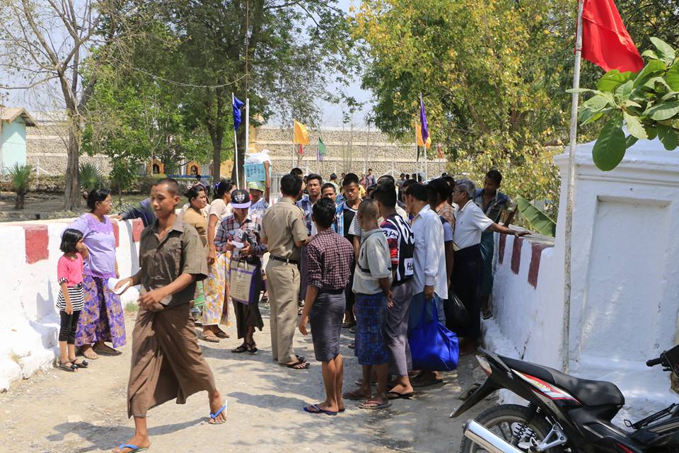 မႏၱေလးအိုးဘိုေထာင္ အက်ဥ္းသား ၂၁၁ ဦး လြတ္၊ ႏိုင္ငံေရးအက်ဥ္းသား မပါ၀င္