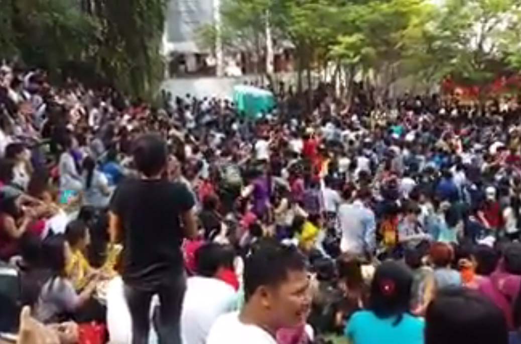 စင္ကာပူေရာက္ ျမန္မာႏိုင္ငံသားမ်ား သႀကၤန္ (႐ုပ္သံ)