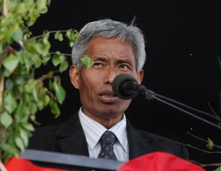 ဗံုးခြဲမႈျဖင့္ စြပ္စြဲဖမ္းဆီးခံရသူ ၁၄ ဦးကို လြွႊတ္ေပးရန္ တုိက္တြန္း