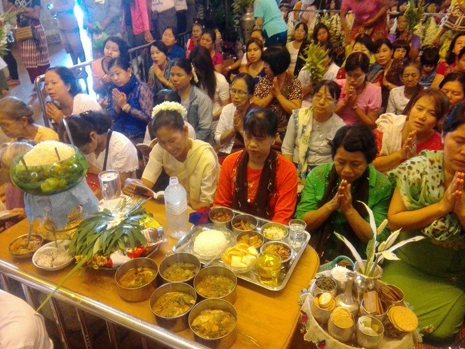 ျမန္မာႏွစ္ဆန္း ၁ ရက္ေန႔ မႏၱေလး မဟာျမတ္မုနိဘုရားႀကီး ျမင္ကြင္း