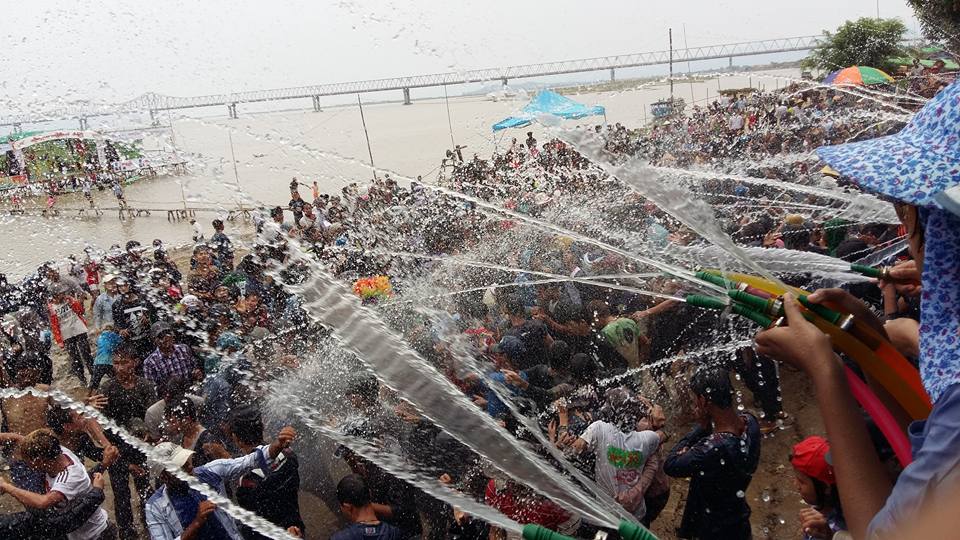 ထီးခ်ဳိင့္တြင္ ႏွစ္ဆန္း ၁ ရက္အထိ သႀကၤန္ပဲြေတာ္ ဆင္ႏႊဲ