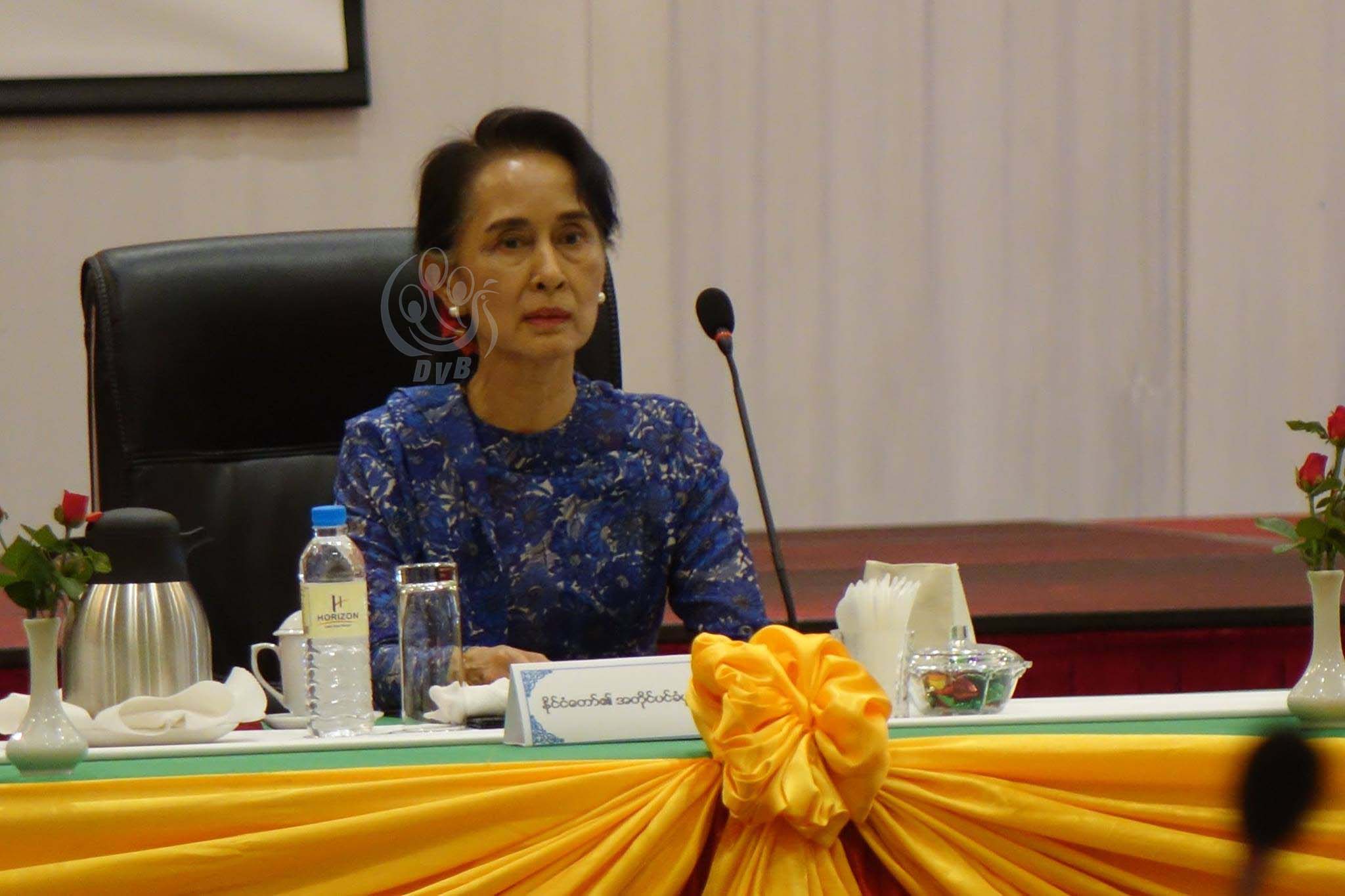 ၂၁ ရာစုပင္လံုညီလာခံ အခ်ိန္မဆြဲဘဲက်င္းပရန္ ေဒၚေအာင္ဆန္းစုၾကည္ေျပာၾကား (႐ုပ္သံ)