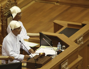 တရား​ရံုး​မထီမဲ့​ျမင္ျပုမႈဥပ​ေဒ ဖ်က္သိမ္း​ေရး​အဆို ႐ွံုး​နိမ့္​၊ လြွႊတ္​ေတာ္၌ လ်ွို့​ဝွက္မဲ​ေပး​စနစ္ ပ်က္​ေန