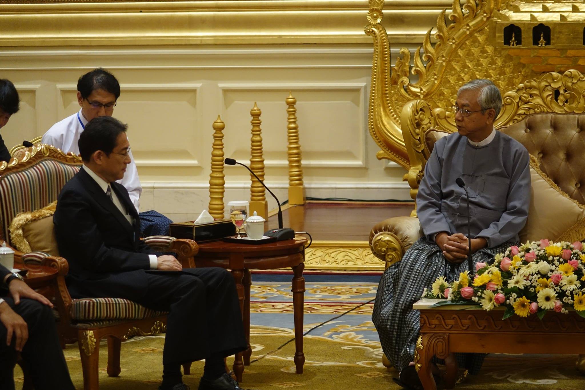 ျမန္မာသမၼတႏွင့္ ဂ်ပန္ႏုိင္ငံျခားေရး၀န္ႀကီး ေတြ႔ဆံုေဆြးေႏြး