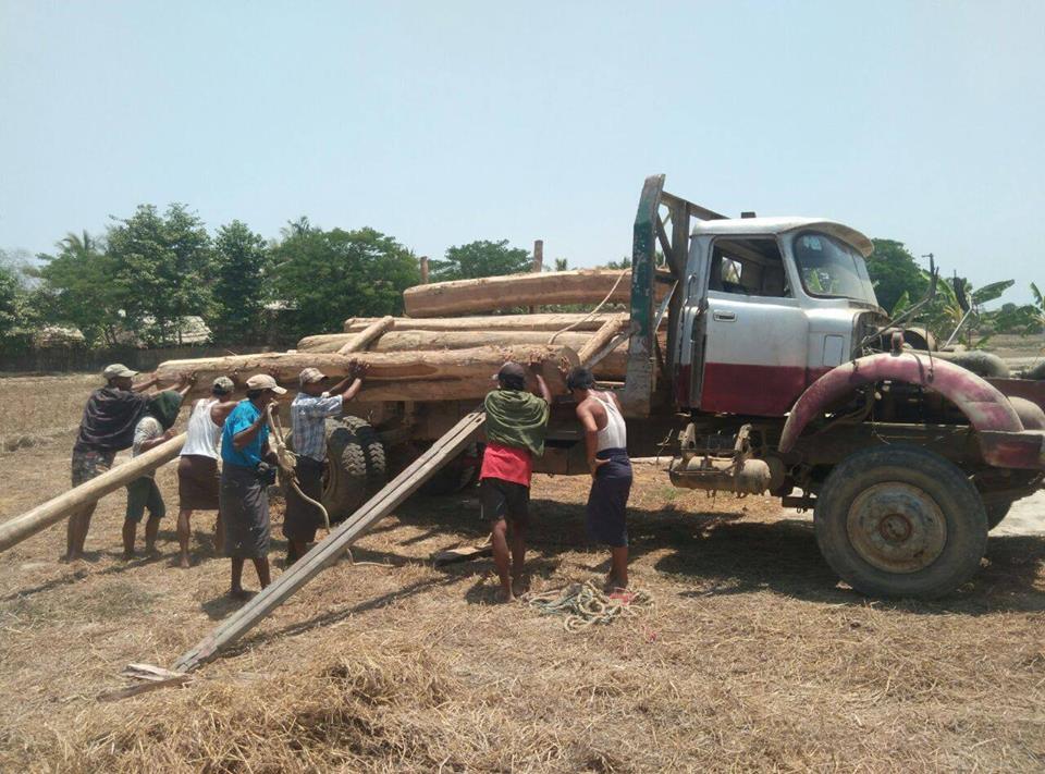 တိုက္ႀကီးၿမိဳ႕နယ္တြင္ တရားမဝင္ကၽြန္းသစ္မ်ား ဖမ္းဆီးစဥ္ ပဋိပကၡျဖစ္ပြား