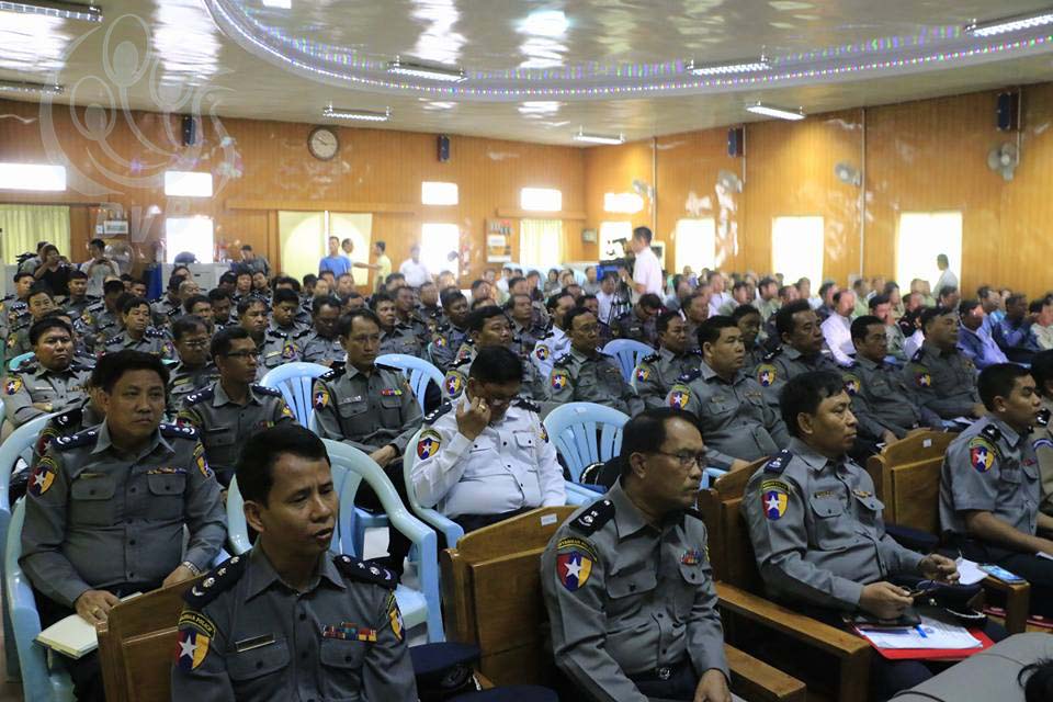 အစိုးရ၏ မူ၀ါဒခ်မွတ္မႈမ်ားအေပၚ ရဲလုပ္ငန္းစနစ္ အေကာင္အထည္ေဖာ္ရြက္ဟု ရဲေရးခ်ဳပ္ ေျပာ