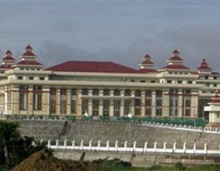 နိုင္ငံတကာ ဒီမိုက​ေရစီ​ေန့​ ​ေနျပည္​ေတာ္တြင္ ပထမဆံုး​ က်င္း​ပမည္