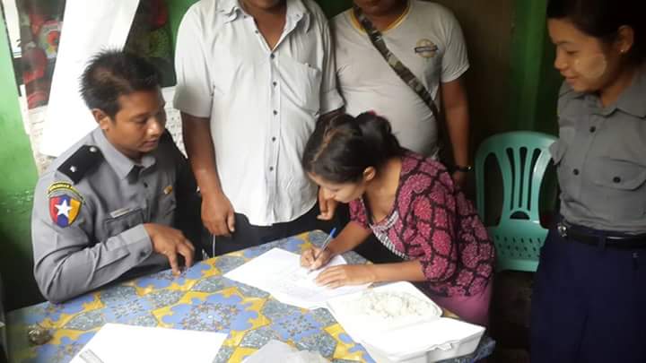 ေကာ့ေသာင္းရဲစခန္းကုိ လာပို႔သည့္ ထမင္းထုပ္အတြင္းမွ ဘိန္းစာမႈန္႔ထုပ္ ဖမ္းမိ