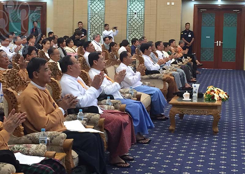 အမ်ိဳးသားအဆင့္ လုပ္သားထုဆိုင္ရာ ကၽြမ္းက်င္မႈဖြံ႔ၿဖိဳးတိုးတက္ေရး ေဆြးေႏြး