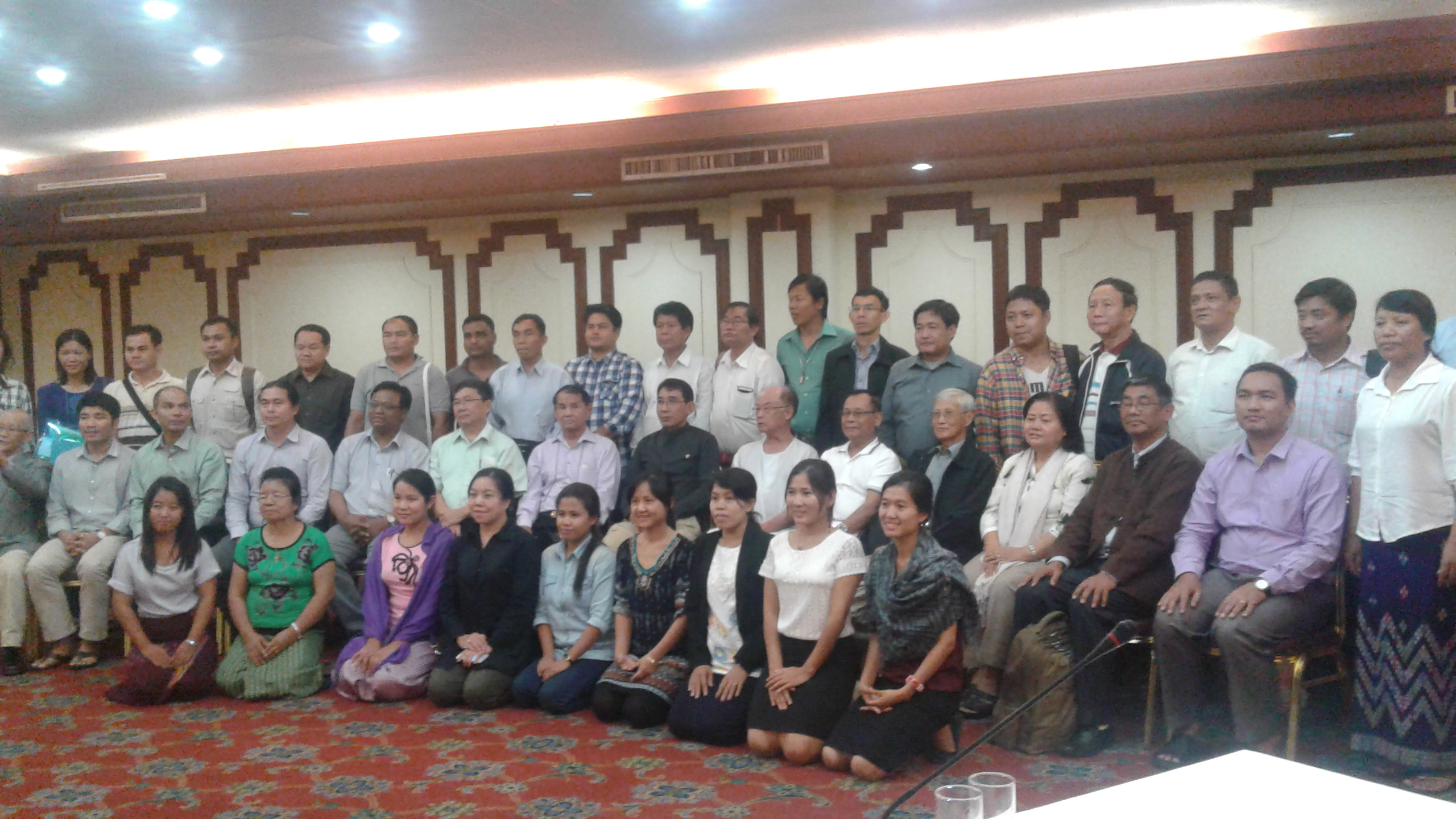 ၂၁ ရာစုပင္လံုညီလာခံအတြက္ ခ်င္းမိုင္ၿမိဳ႕၌ တိုင္းရင္းသားမ်ား ႀကဳိတင္ျပင္ဆင္