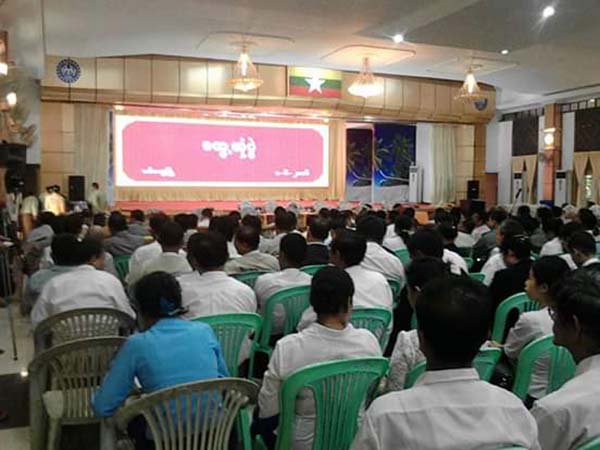 ျပည္ေထာင္စု၀န္ႀကီးမ်ား ရခိုင္ေဒသအေရး စတင္ကြင္းဆင္း