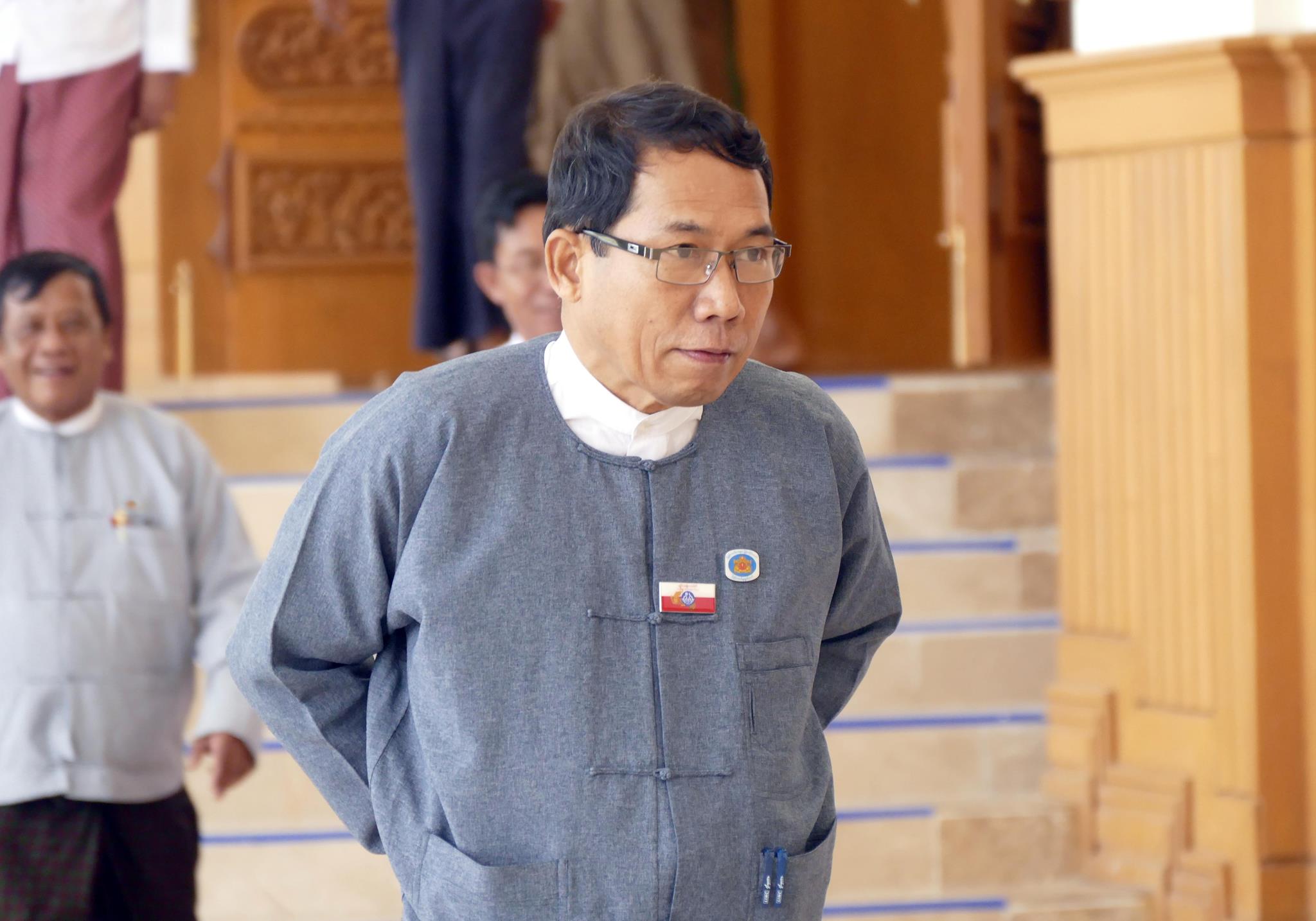 ရခိုင္အမ်ဳိးသားပါတီနဲ႔ NLD က အခ်ိန္မေႏွာင္းခင္ ေတြ႔ဆံုေဆြးေႏြးသင့္တယ္ - ေဒါက္တာေအးေမာင္