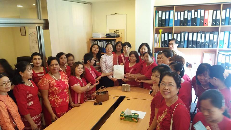 ေဒၚစုေမြးေန႔မွာ ေဒၚခင္ၾကည္ေဖာင္ေဒးရွင္းကို က်ပ္ ၂၃ သန္းေက်ာ္ လႉဒါန္း