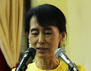အျပည္ျပည္ဆိုင္ရာ ဒီမိုက​ေရစီ​ေန့​ (​ေဒၚ​ေအာင္ဆန္း​စုၾကည္မိန့္​ခြန္း​ ​ေကာက္နုတ္ခ်က္)