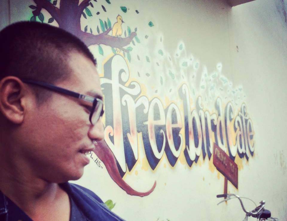 ဦးညီညီလြင္ကုိ ေထာင္ေျပာင္း၍  ယခင္ အမႈေဟာင္းျဖင့္ တရားစြဲ